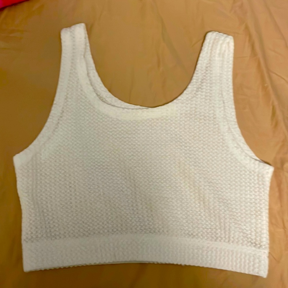 white crop top athletic shirt